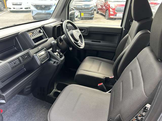 Honda N-VAN 12