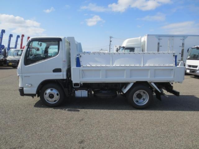 Mitsubishi Fuso Canter 9