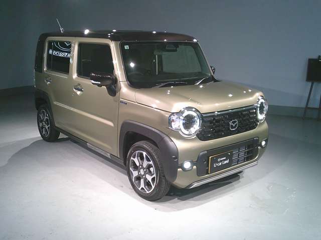 Mazda Flair Crossover 3