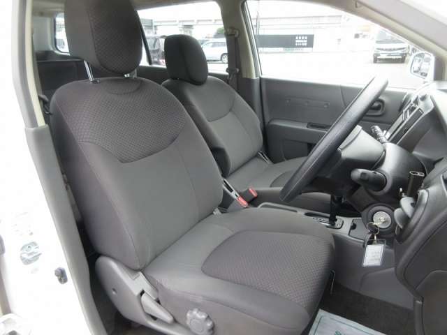 Mitsubishi ランサーカーゴ 7