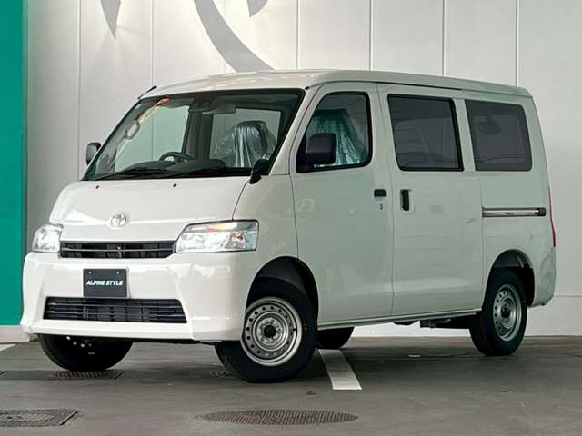 Toyota Town Ace Van 9