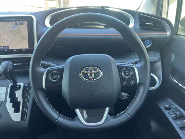 Toyota Sienta 10