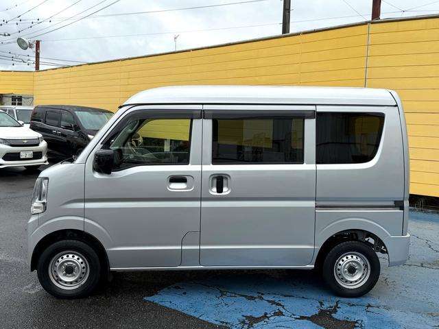 Nissan NV100 Clipper 5