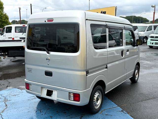 Nissan NV100 Clipper 9