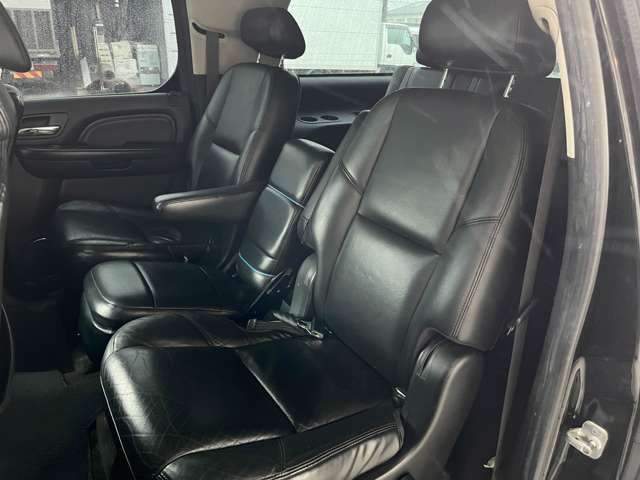 Cadillac エスカレード 12