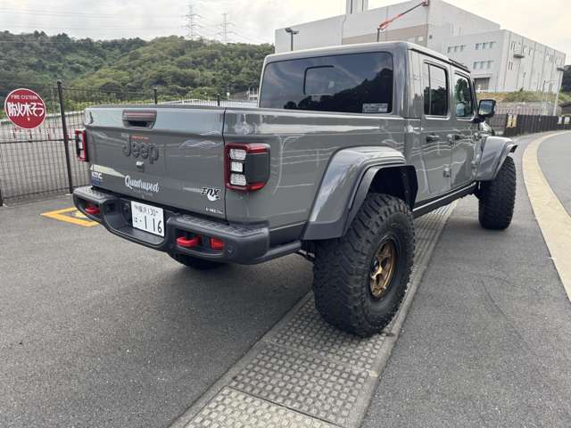 Jeep Gladiator 5