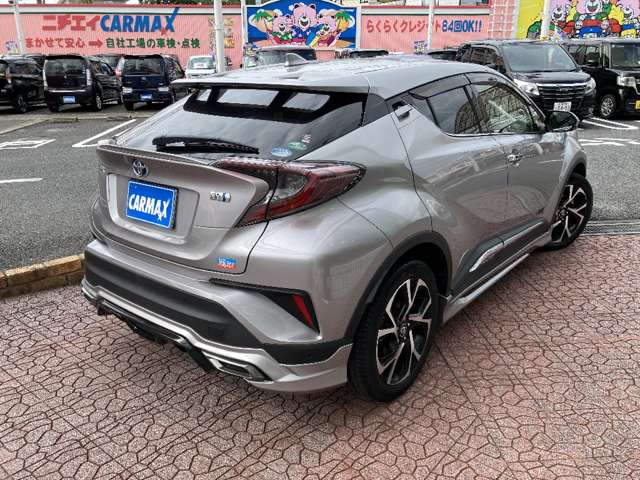 Toyota C-HR 4