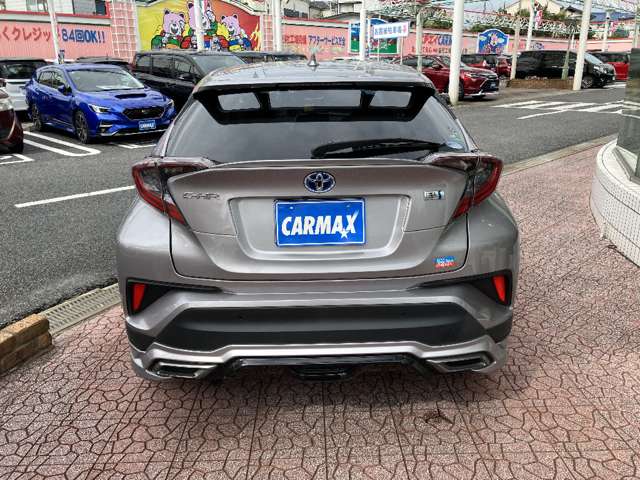 Toyota C-HR 6