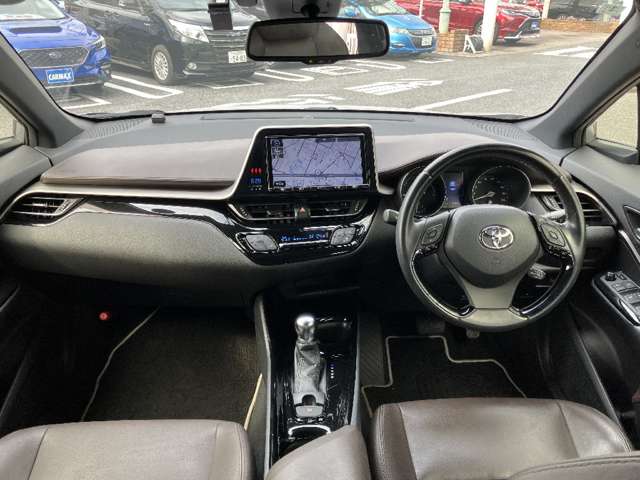 Toyota C-HR 8