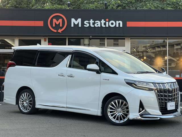 Toyota Alphard 3