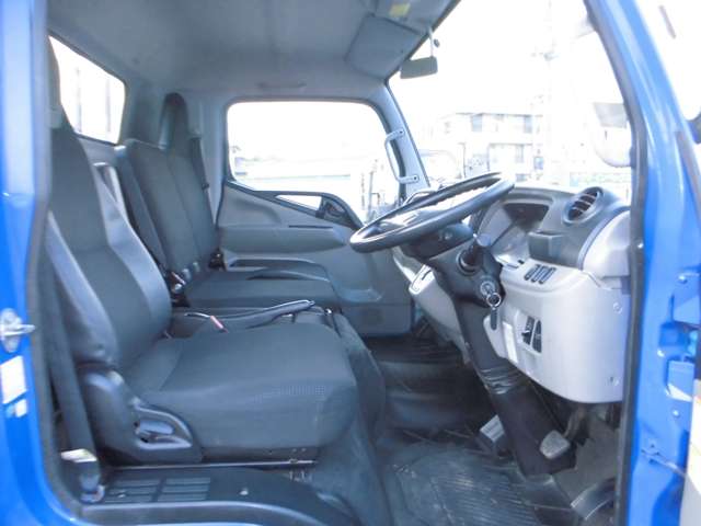 Mitsubishi Fuso Canter 12