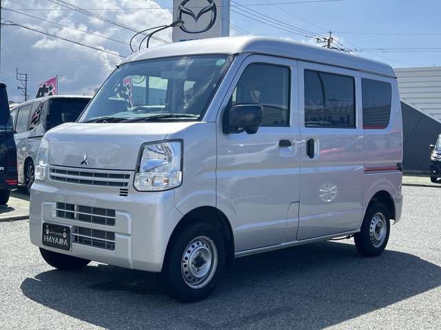 Mitsubishi Minicab Van 11