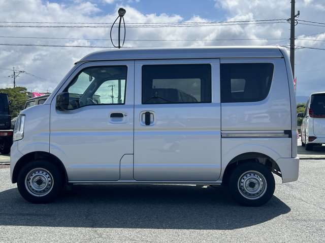 Mitsubishi Minicab Van 10
