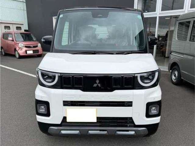 Mitsubishi Delica Mini 2