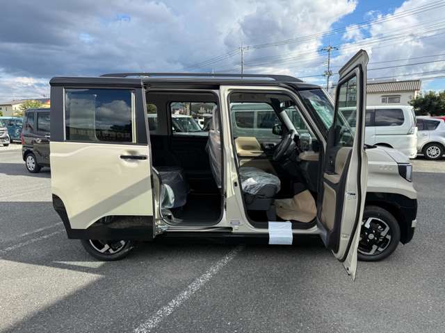 Mitsubishi Delica Mini 8