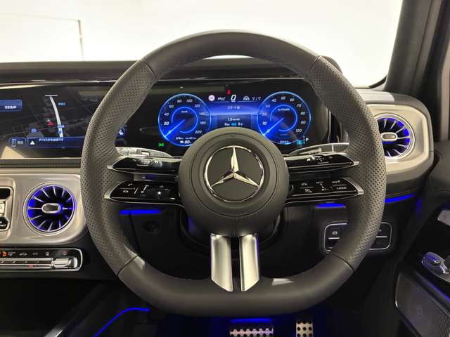 Mercedes-Benz G-Class 12