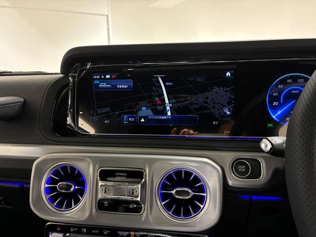 Mercedes-Benz G-Class 8