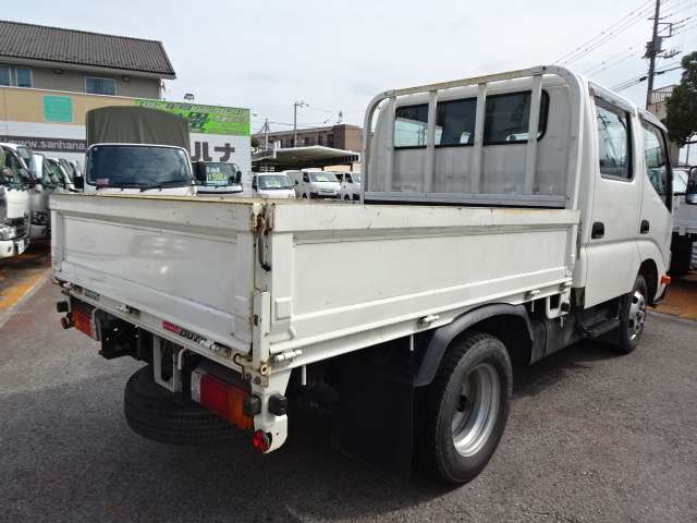 Hino Dutro 11