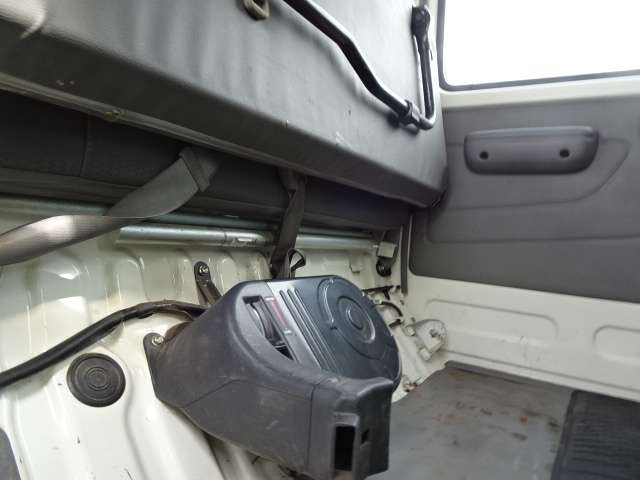 Hino Dutro 3