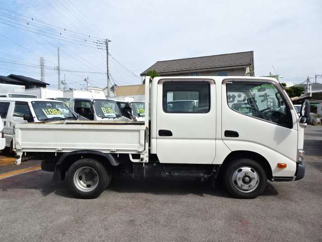 Hino Dutro 10