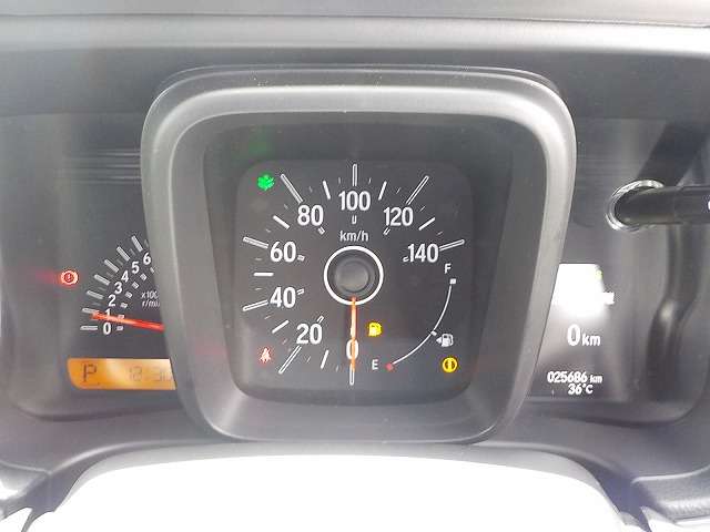 Honda N-VAN 11