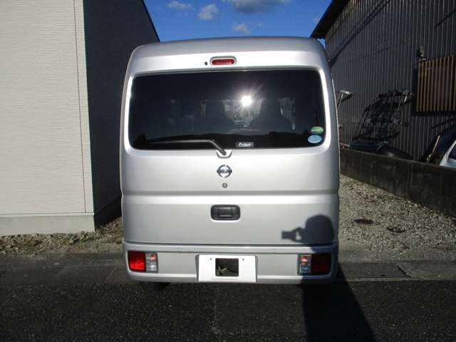 Nissan NV100 Clipper 2