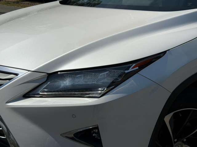 Lexus RX 8