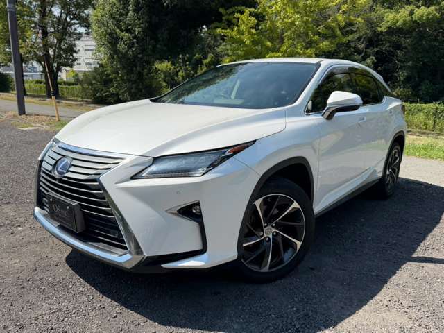 Lexus RX 9