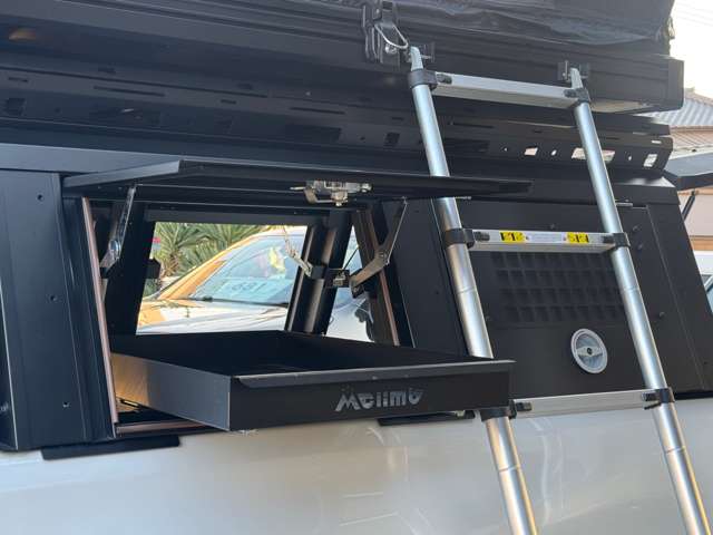 Toyota Hilux 12