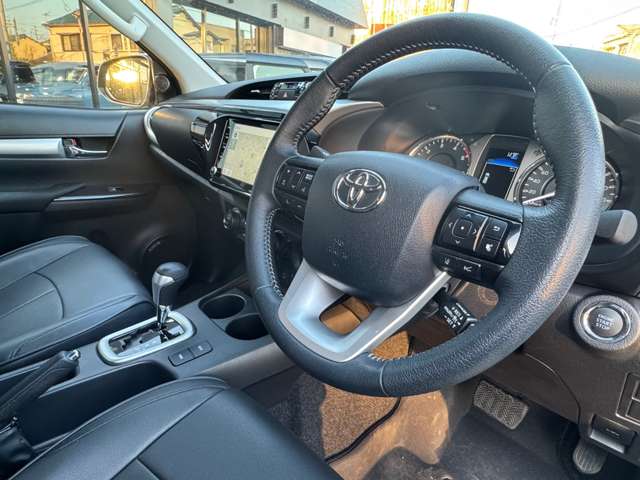 Toyota Hilux 3