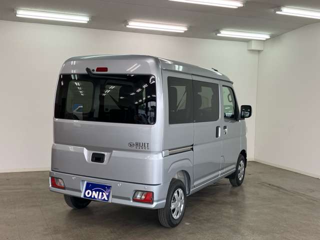 Daihatsu Hijet Cargo 10
