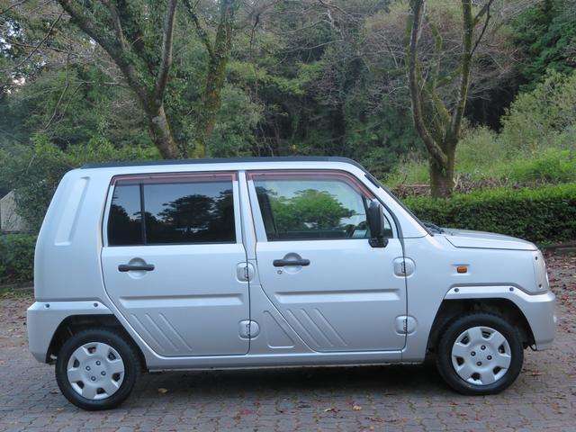 Daihatsu ネイキッド 4