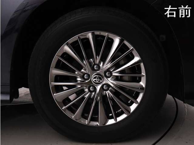 Toyota Alphard 12