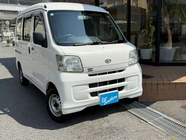 Daihatsu Hijet Cargo 5