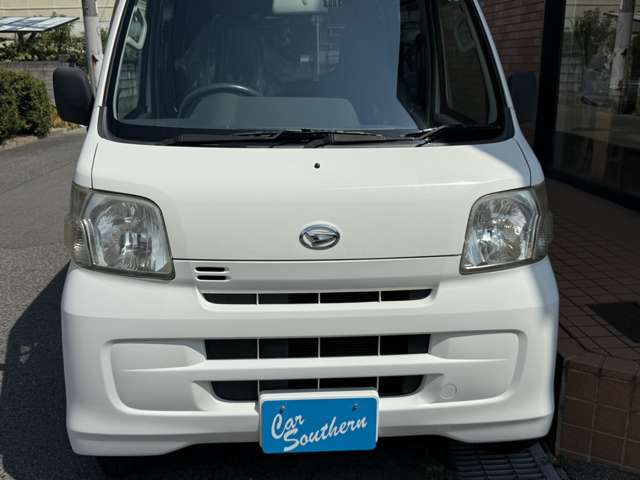 Daihatsu Hijet Cargo 6