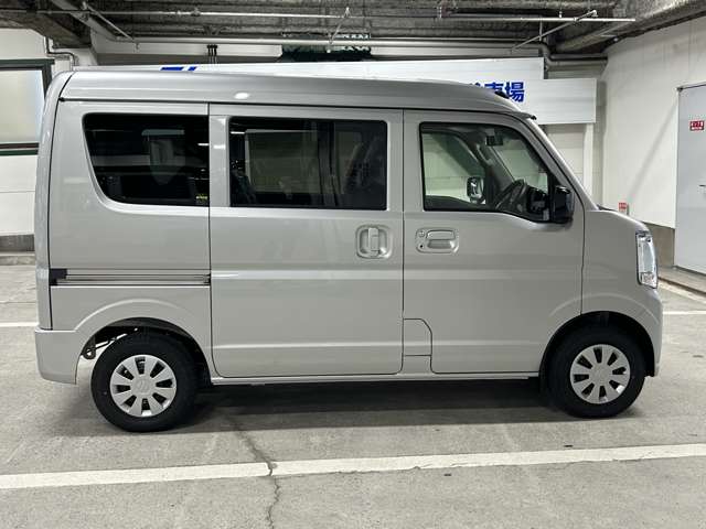 Suzuki Every 12