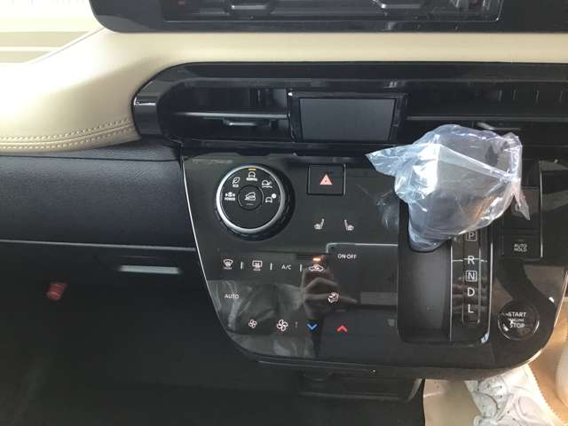 Mitsubishi Delica Mini 4