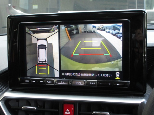 Daihatsu Rocky 5