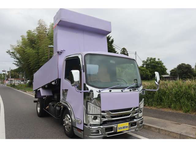 Isuzu Elf 12