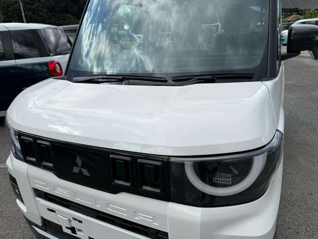 Mitsubishi Delica Mini 12