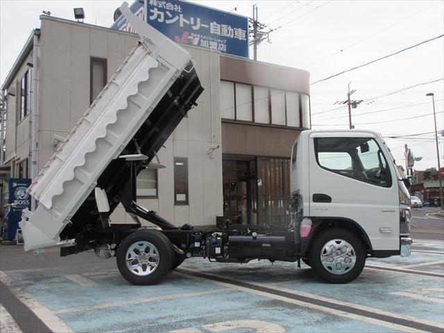 Mitsubishi Fuso Canter 4