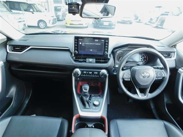 Toyota RAV4 6