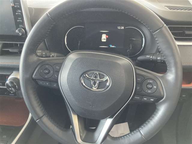 Toyota RAV4 6