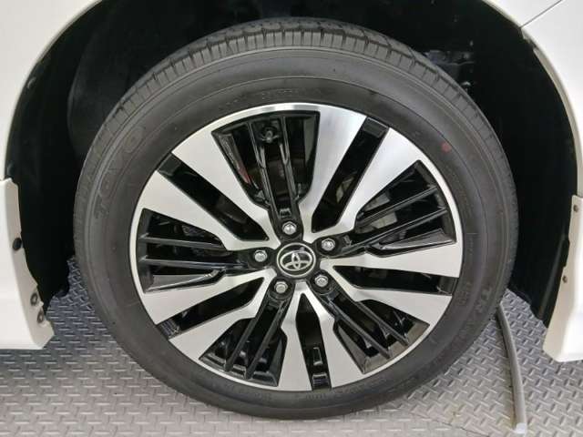 Toyota Alphard 10