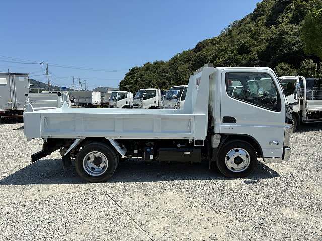 Mitsubishi Fuso Canter 12
