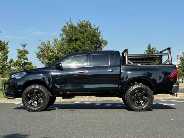 Toyota Hilux 11