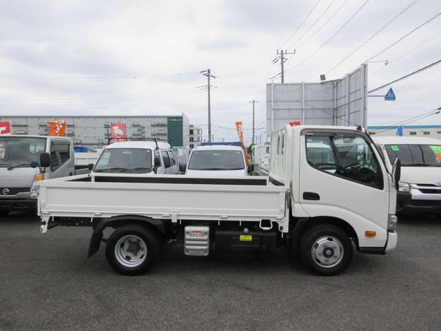 Hino Dutro 7