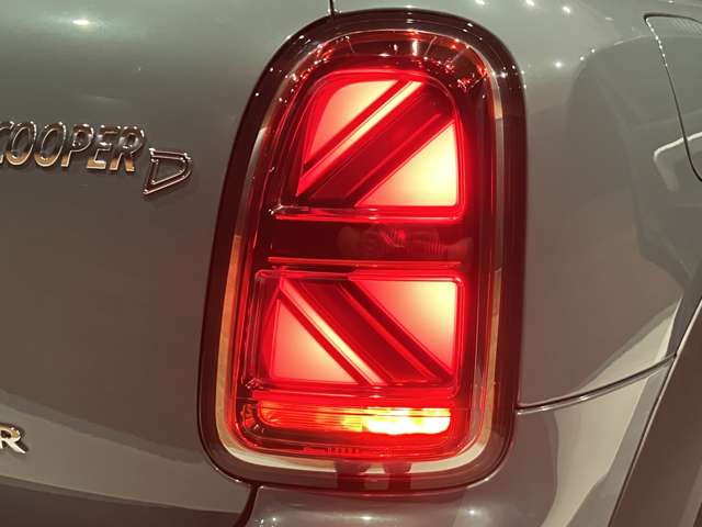 MINI Crossover 11