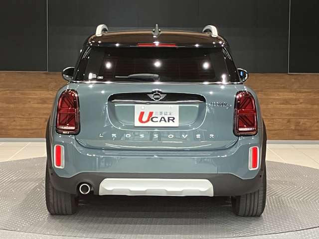 MINI Crossover 10