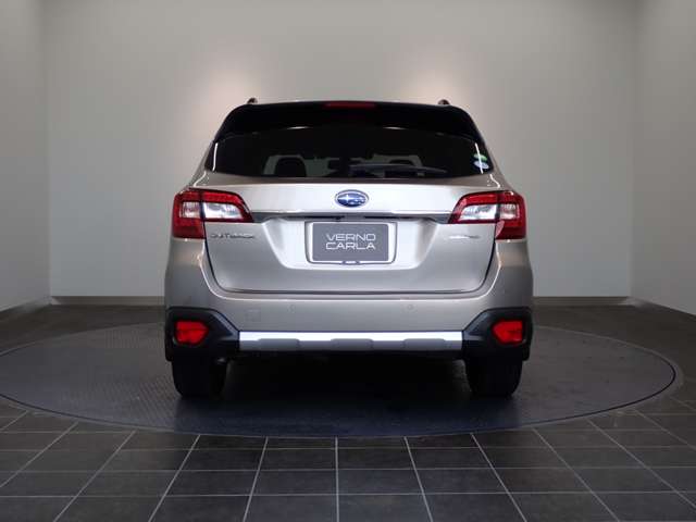 Subaru Legacy Outback 12